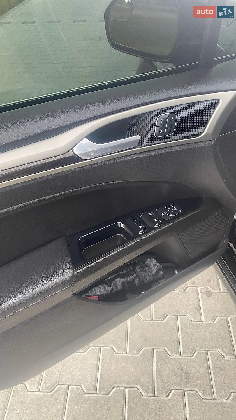 2016 Ford Fusion - мініатюра 13