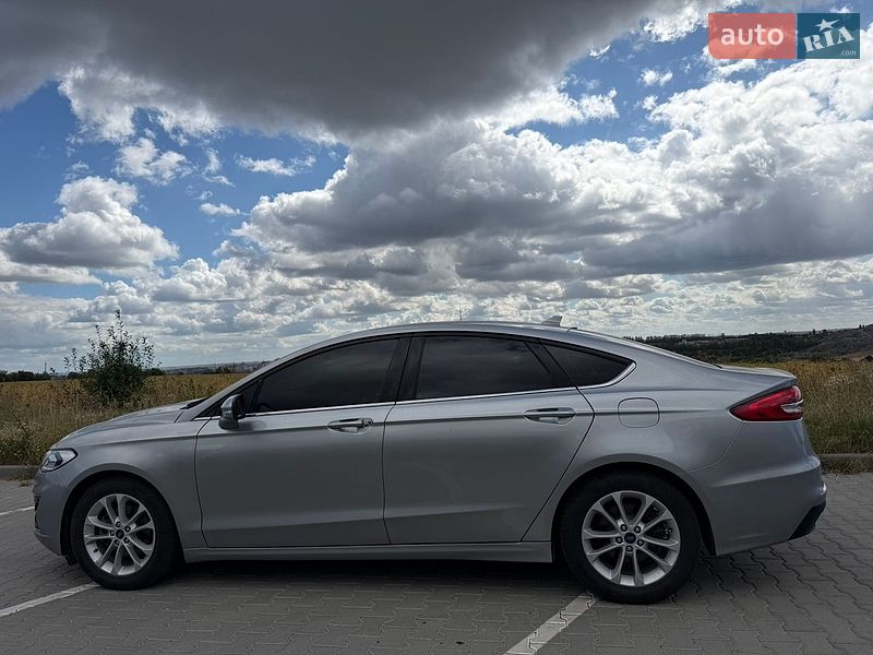 Седан Ford Fusion 2020 в Хмельницком