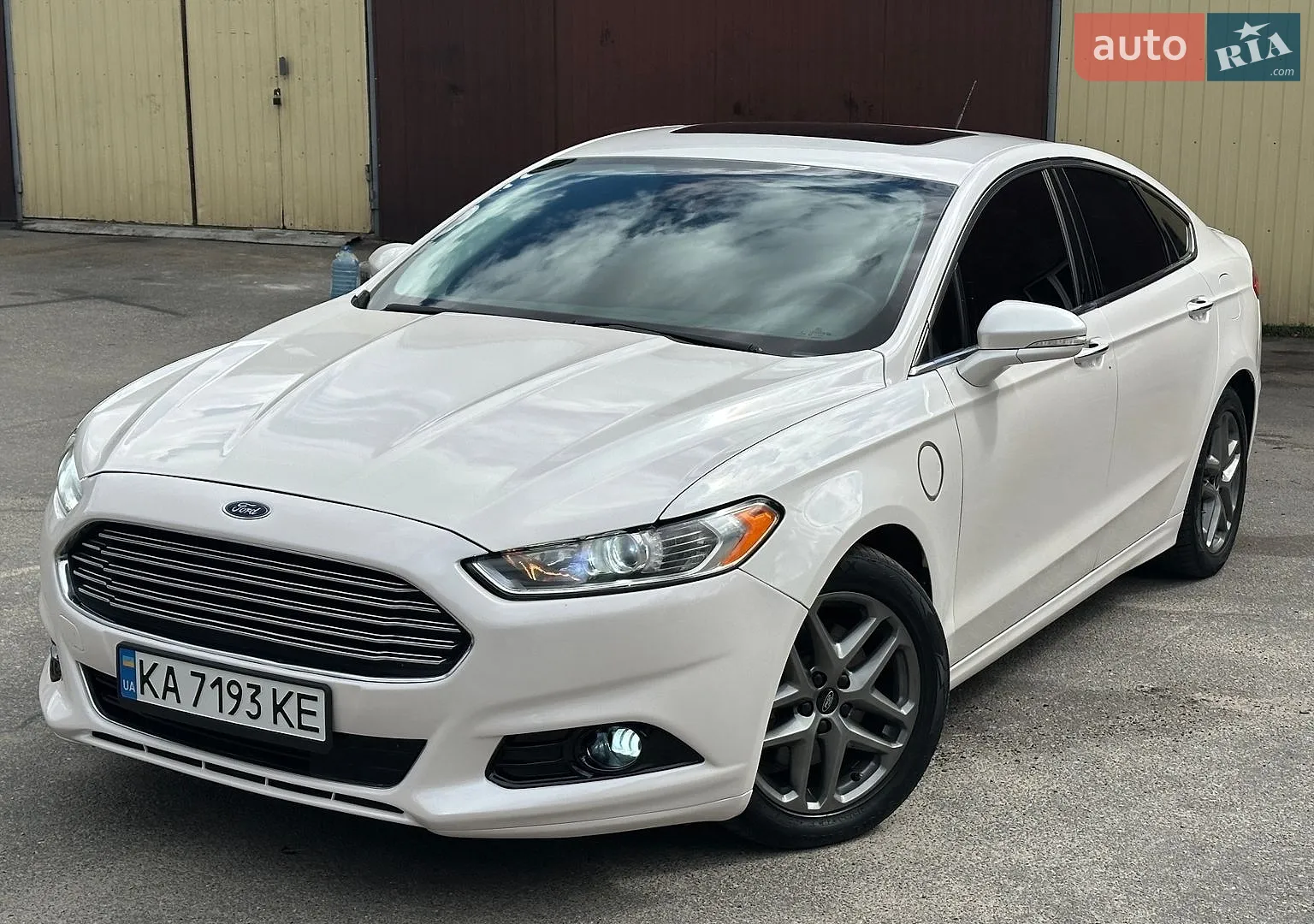 2013 Ford Fusion - мініатюра 2
