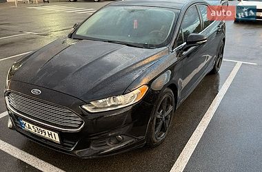 Седан Ford Fusion 2015 в Ірпені