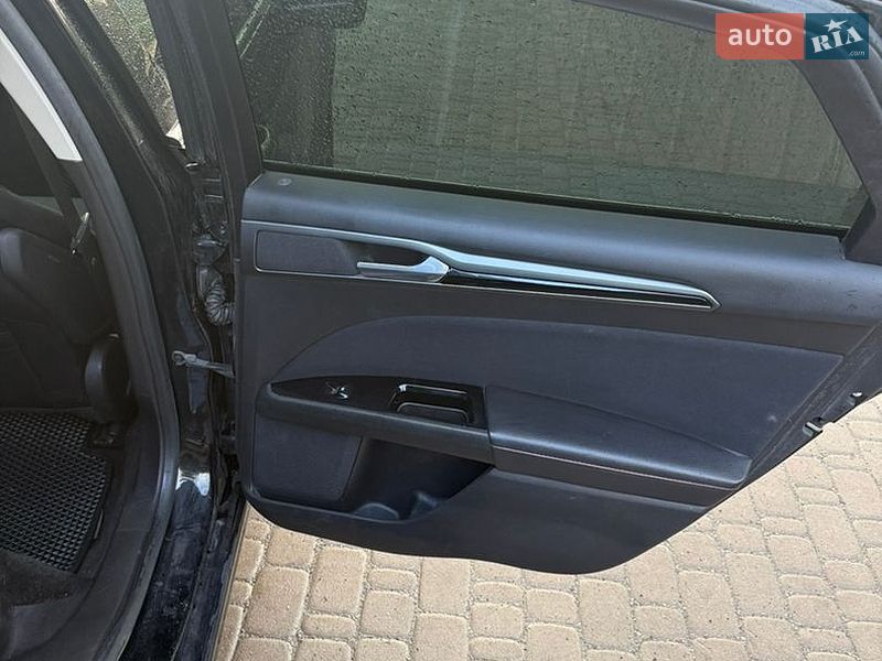 Седан Ford Fusion 2015 в Ірпені