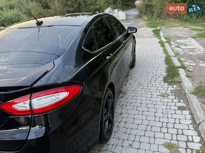 Седан Ford Fusion 2015 в Ірпені