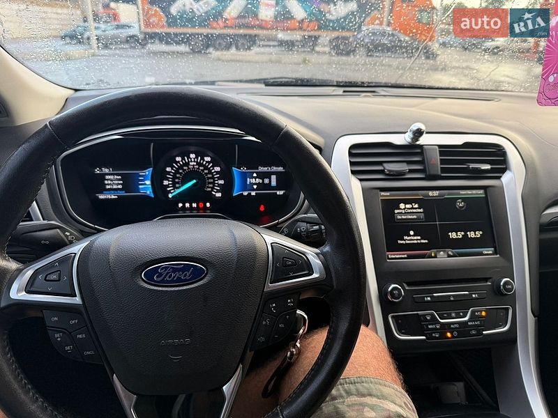 Седан Ford Fusion 2015 в Ірпені