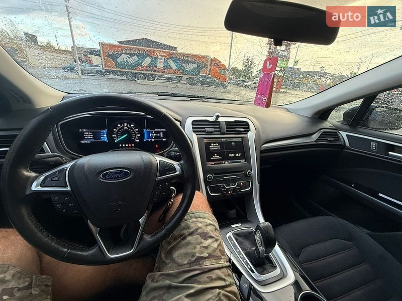 Седан Ford Fusion 2015 в Ірпені
