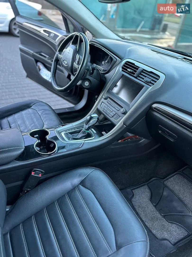 2016 Ford Fusion - мініатюра 31