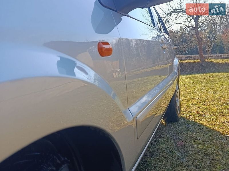 Хетчбек Ford Fusion 2009 в Лісному Хлібичині