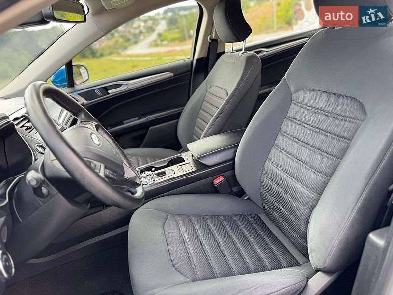 Седан Ford Fusion 2018 в Тернополе