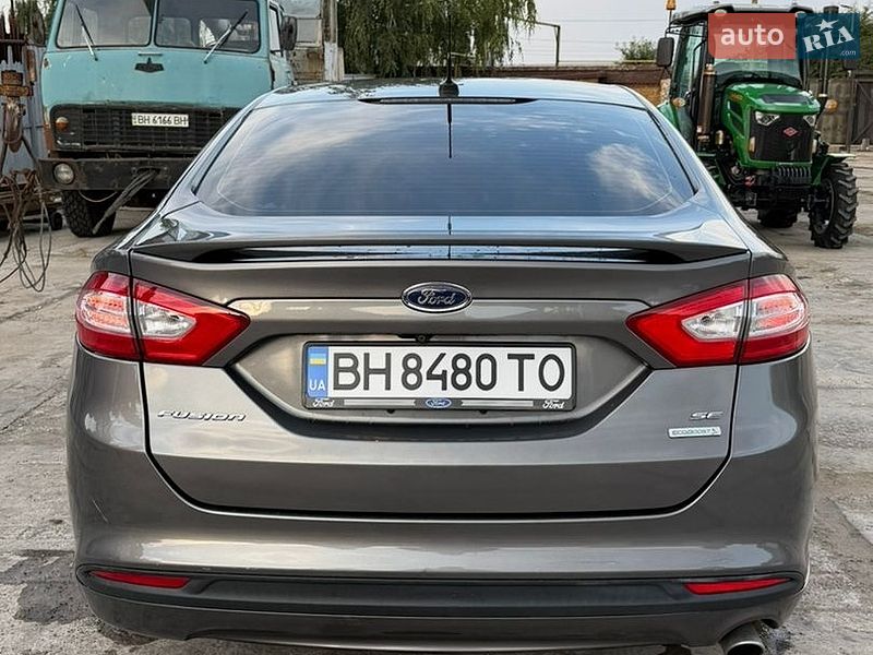 Седан Ford Fusion 2013 в Подільську