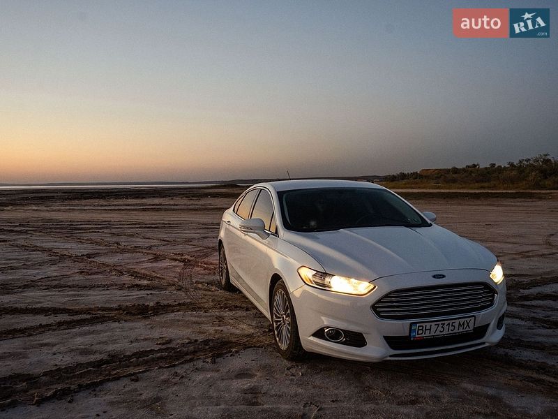 Седан Ford Fusion 2015 в Одессе