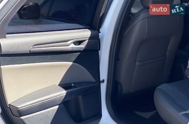 Седан Ford Fusion 2016 в Тернополі фото 24 Седан Ford Fusion 2016 в Тернополі