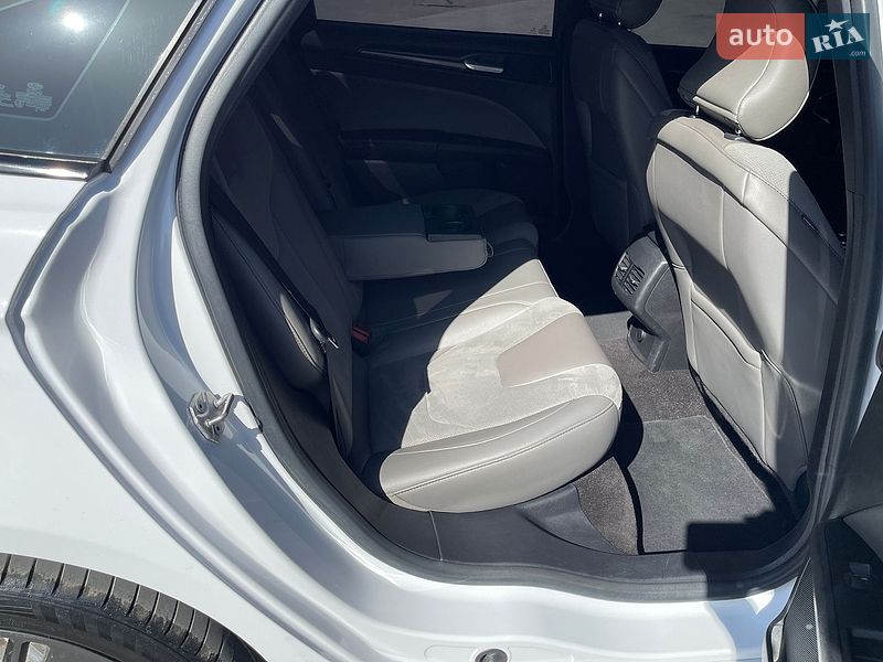 Седан Ford Fusion 2016 в Тернополі фото 28 Седан Ford Fusion 2016 в Тернополі