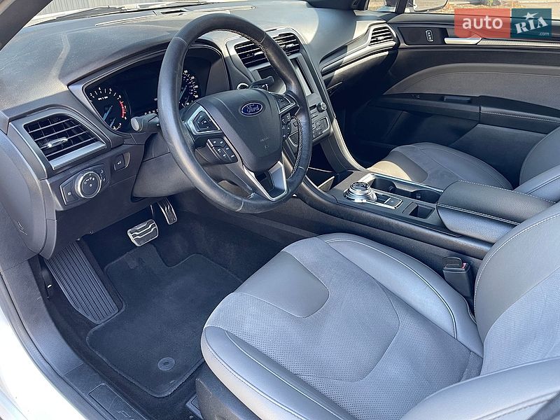 Седан Ford Fusion 2016 в Тернополі фото 35 Седан Ford Fusion 2016 в Тернополі