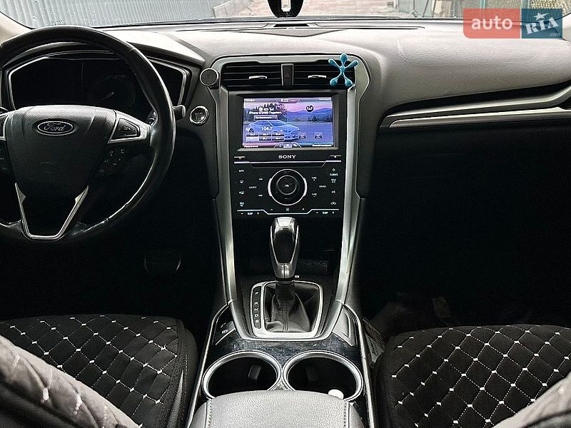 Седан Ford Fusion 2012 в Львове