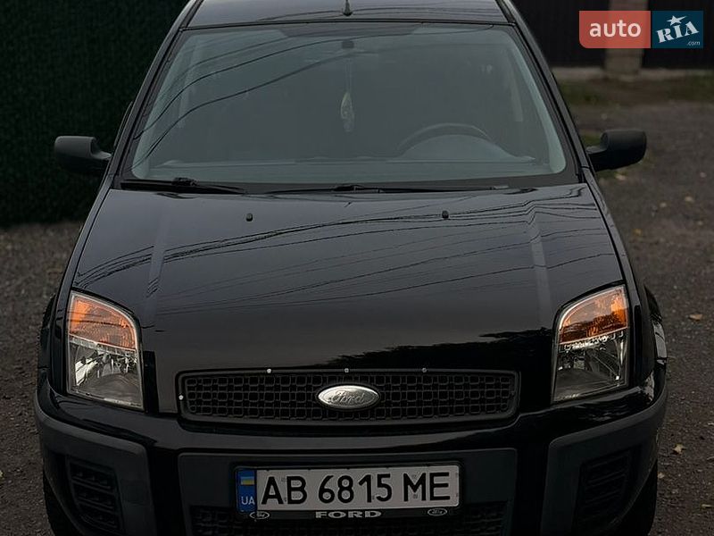 Хэтчбек Ford Fusion 2005 в Виннице