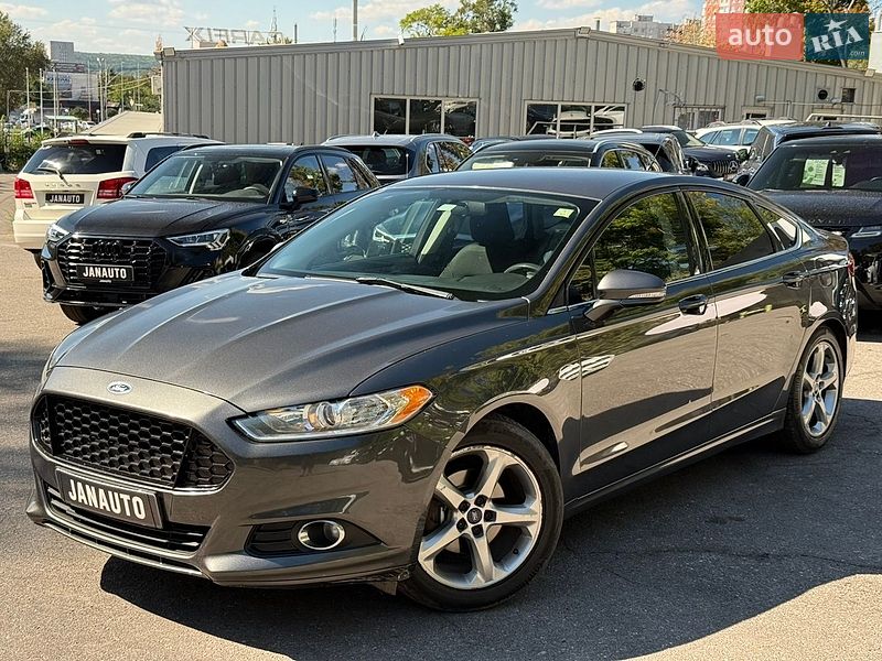 Ford Fusion 2015