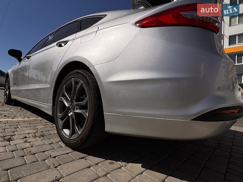 Седан Ford Fusion 2018 в Вінниці
