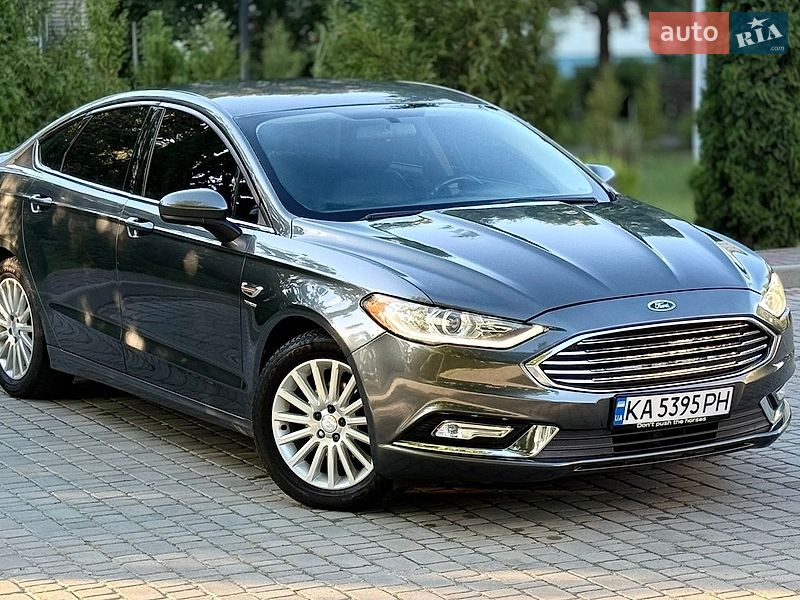 Седан Ford Fusion 2016 в Луцке