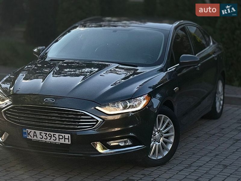 Седан Ford Fusion 2016 в Луцке