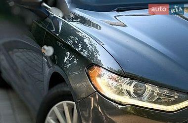 Седан Ford Fusion 2016 в Луцке