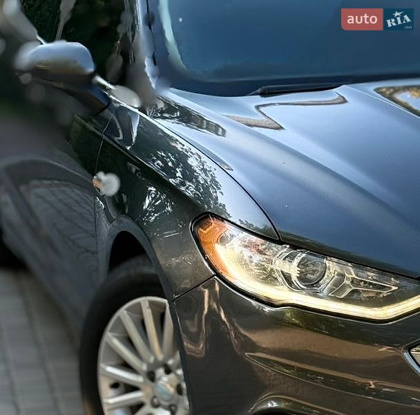 Седан Ford Fusion 2016 в Луцке