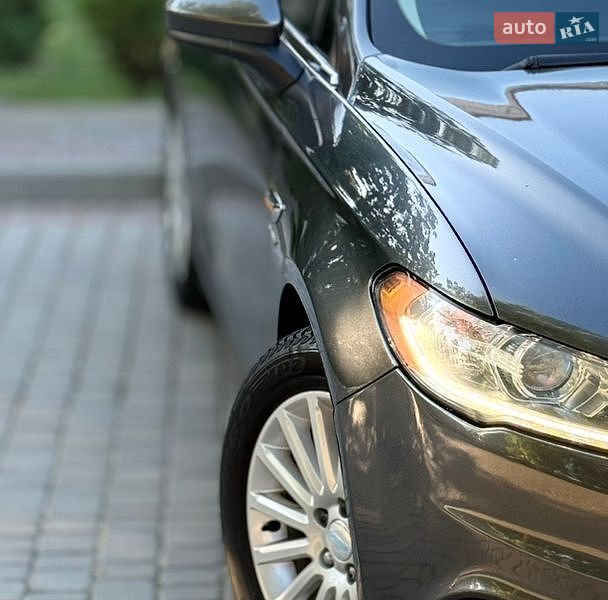 Седан Ford Fusion 2016 в Луцке