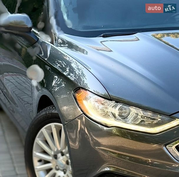 Седан Ford Fusion 2016 в Луцке