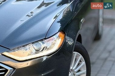 Седан Ford Fusion 2016 в Луцке