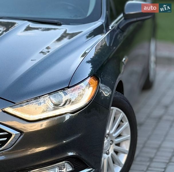 Седан Ford Fusion 2016 в Луцке