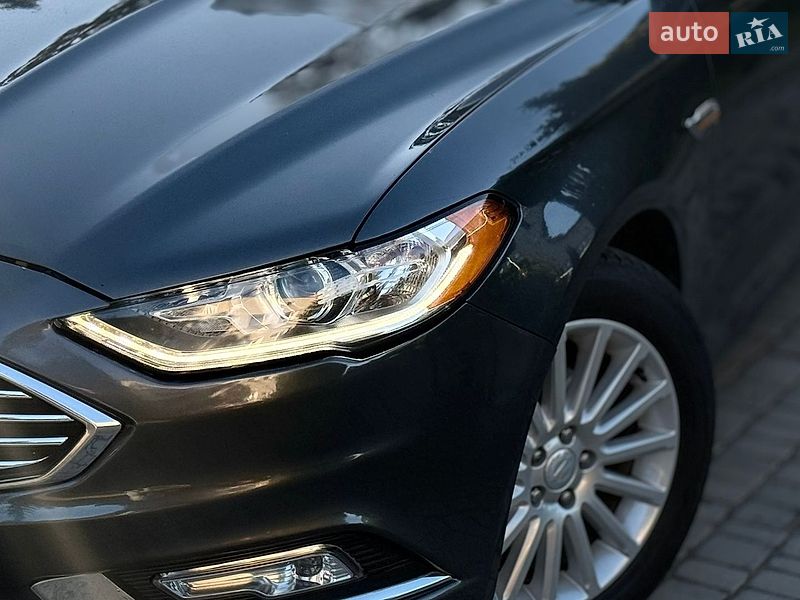 Седан Ford Fusion 2016 в Луцке