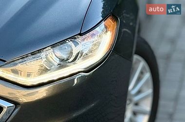 Седан Ford Fusion 2016 в Луцке