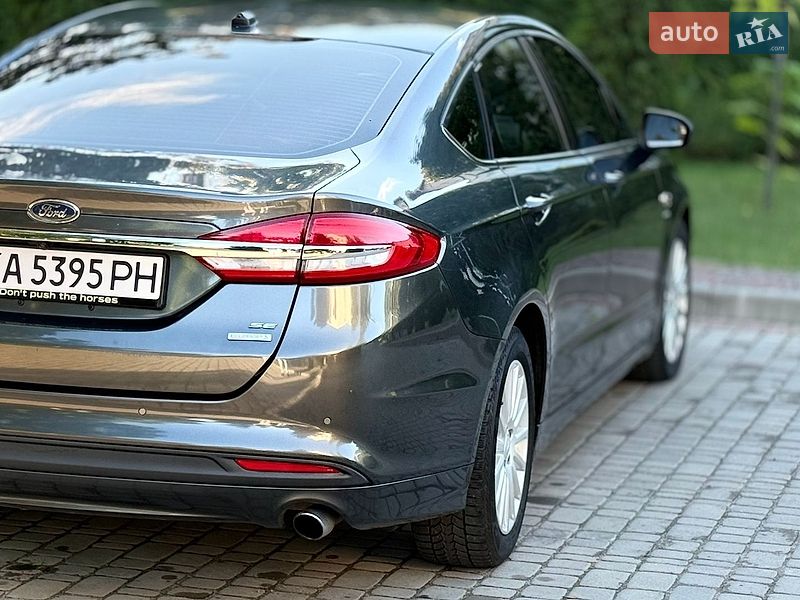 Седан Ford Fusion 2016 в Луцке
