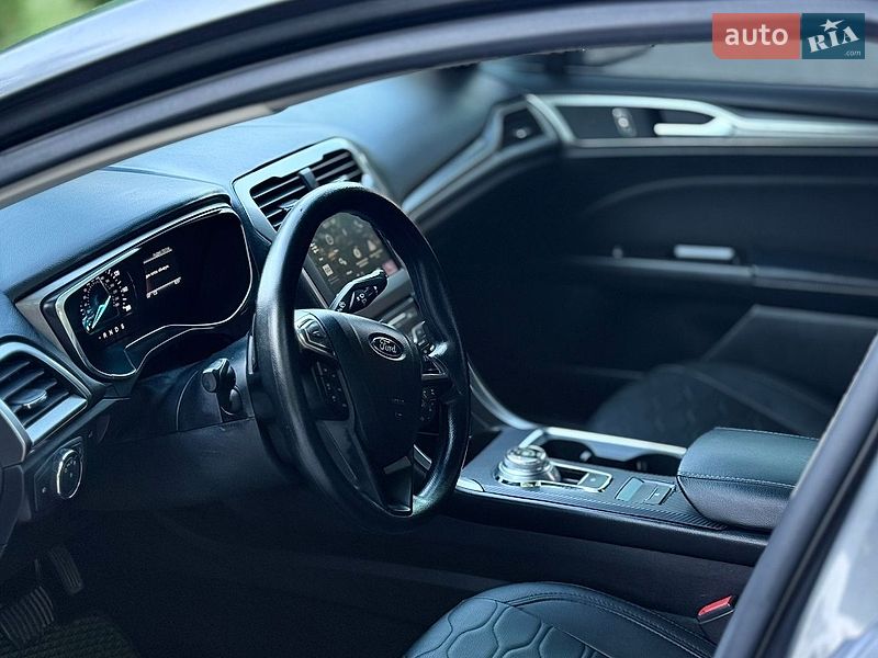 Седан Ford Fusion 2016 в Луцке