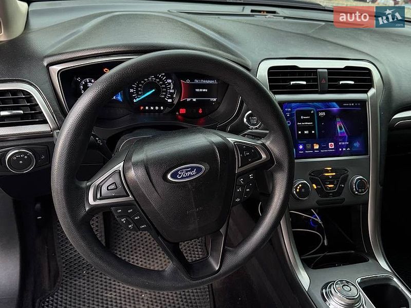 Седан Ford Fusion 2016 в Дніпрі