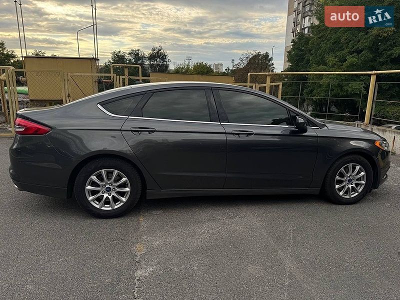 Седан Ford Fusion 2016 в Днепре