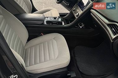 Седан Ford Fusion 2016 в Дніпрі