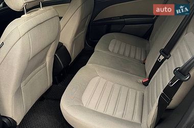 Седан Ford Fusion 2016 в Дніпрі