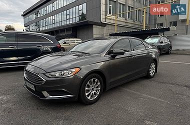 Седан Ford Fusion 2016 в Дніпрі