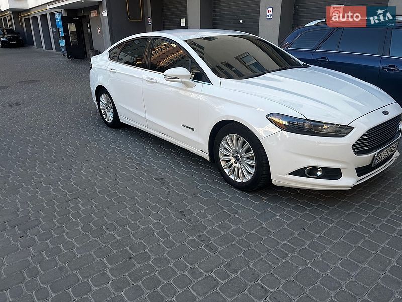 Седан Ford Fusion 2014 в Виннице