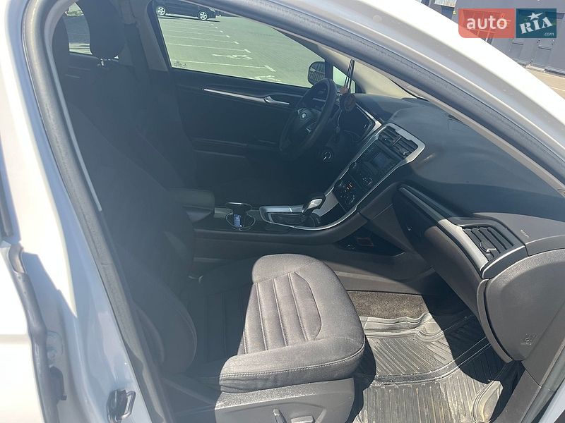 Седан Ford Fusion 2014 в Виннице