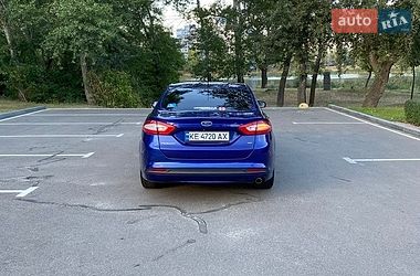 Седан Ford Fusion 2015 в Киеве
