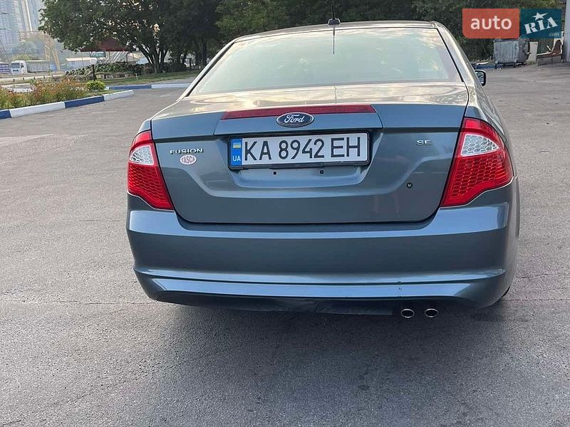 Седан Ford Fusion 2012 в Петропавлівській Борщагівці