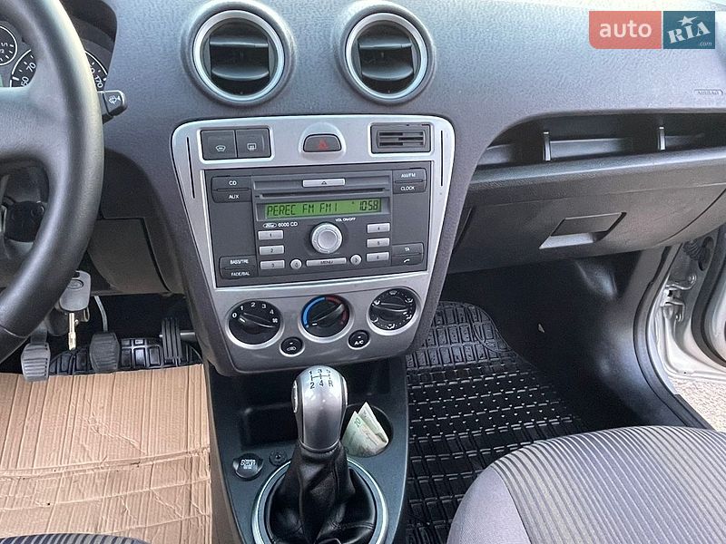 Хетчбек Ford Fusion 2009 в Вінниці фото 55 Хетчбек Ford Fusion 2009 в Вінниці