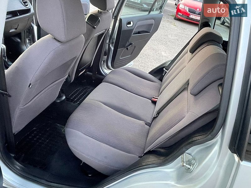 Хетчбек Ford Fusion 2009 в Вінниці фото 60 Хетчбек Ford Fusion 2009 в Вінниці