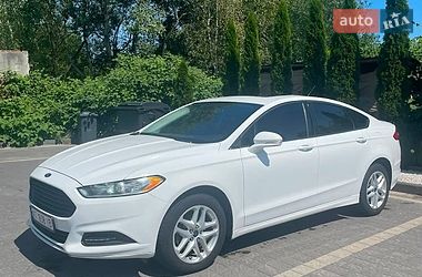 Седан Ford Fusion 2015 в Надвірній