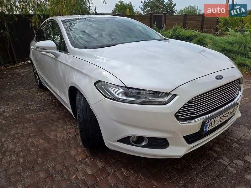 Седан Ford Fusion 2015 в Харькове