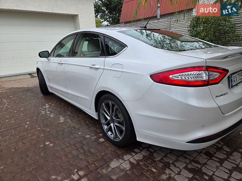 Седан Ford Fusion 2015 в Харькове