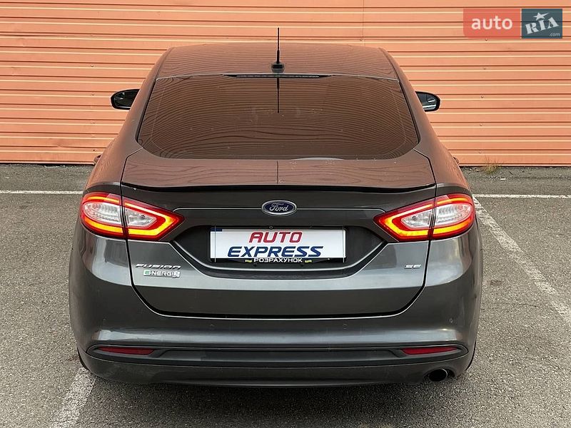 Седан Ford Fusion 2016 в Киеве