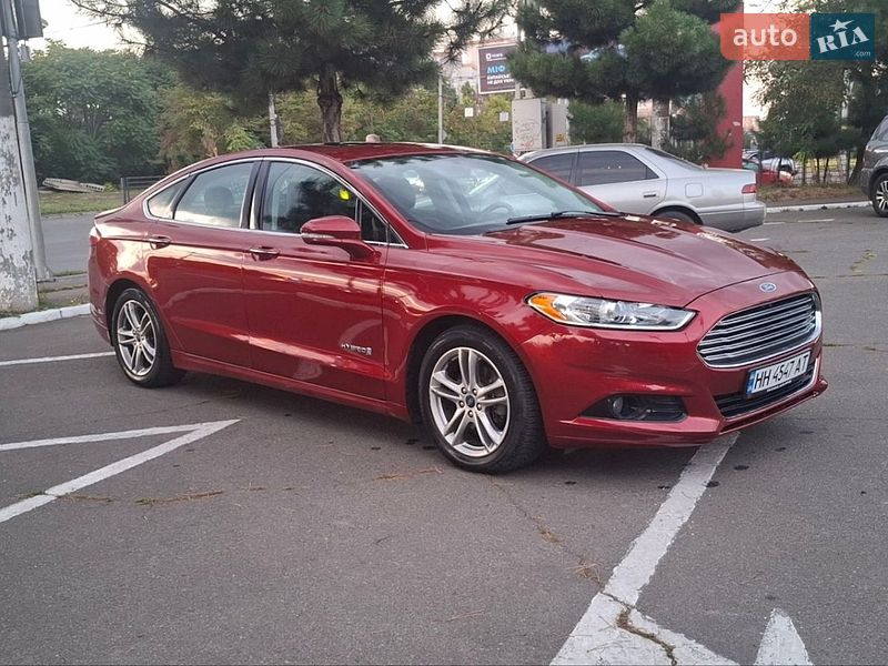 Седан Ford Fusion 2015 в Одесі
