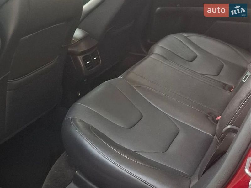 Седан Ford Fusion 2015 в Одесі