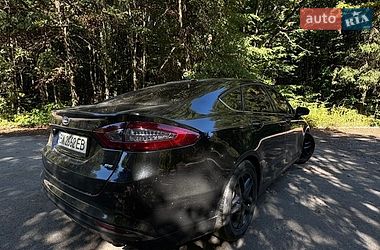 Седан Ford Fusion 2014 в Хмельницком